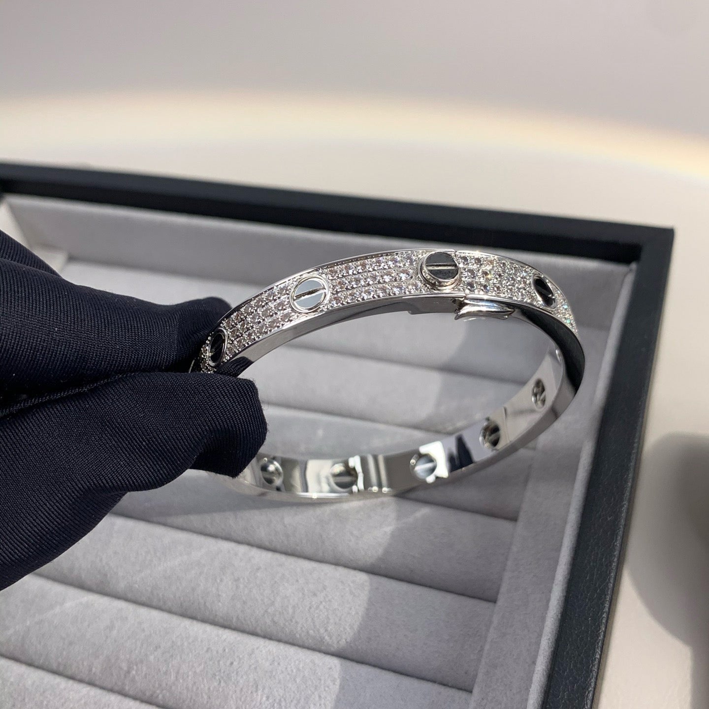 [CA]LOVE BRACELET 6.1MM DIAMOND-PAVED CERAMIC