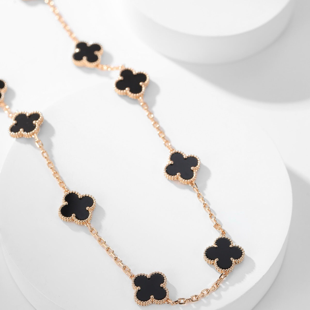 [CA]CLOVER 10 MOTIFS ONYX NECKLACE