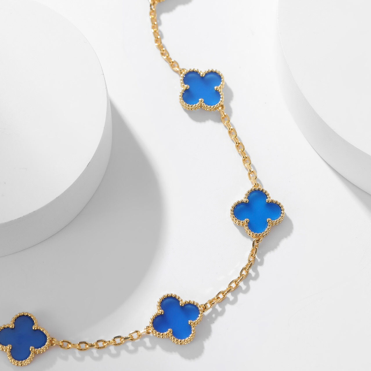 [CA]CLOVER 10 MOTIFS BLUE AGATE NECKLACE