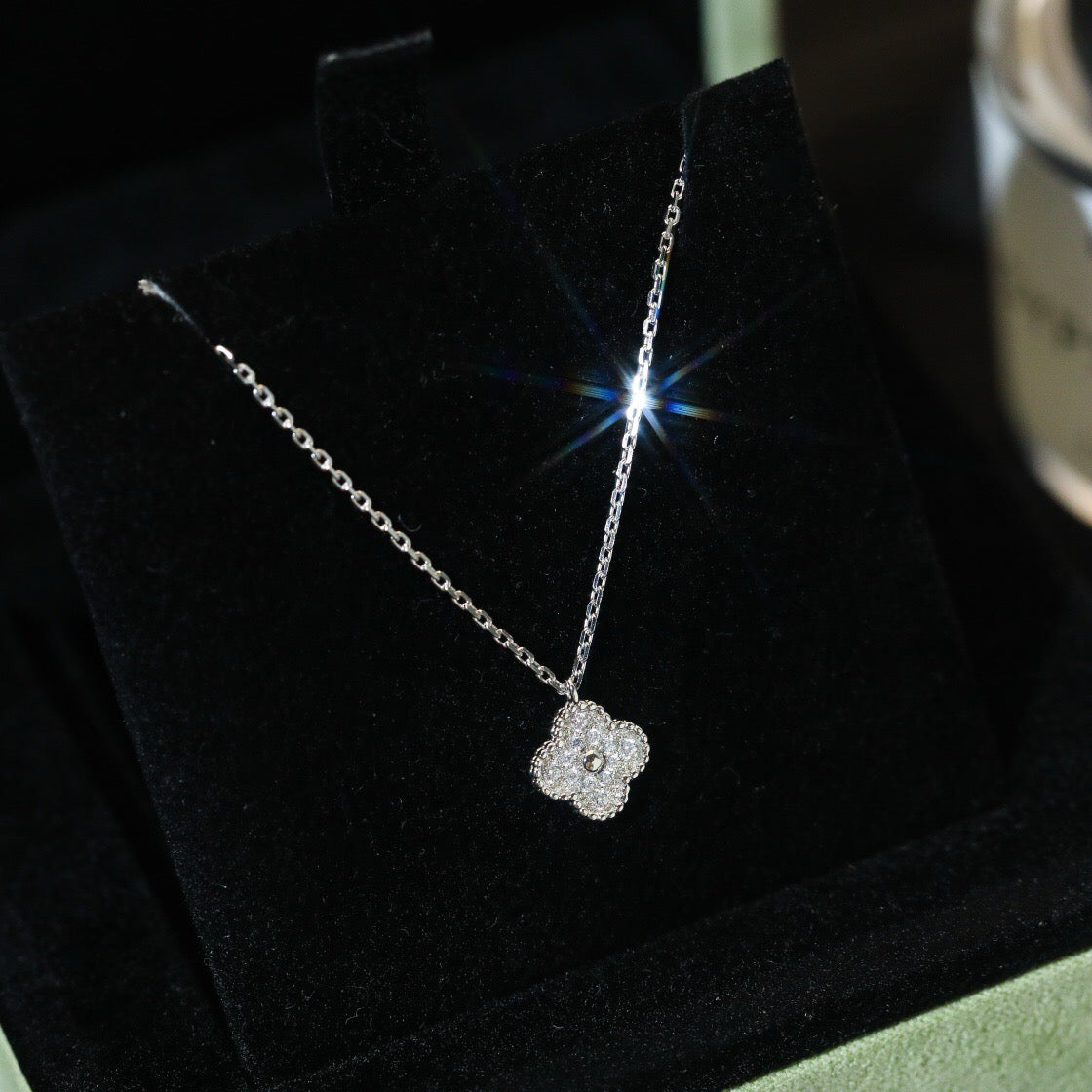 [CA]CLOVER MINI 9.5MM PENDANT DIAMOND NECKLACE