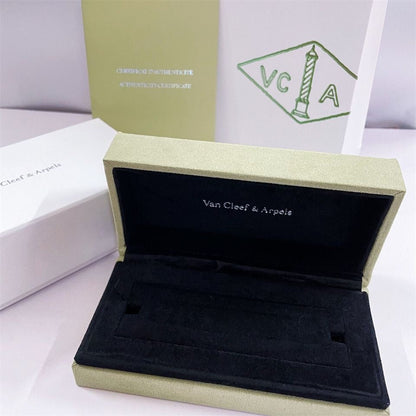 [LUCAS]VA CLOVER BRACELET NECKLACE RING BOX GIFT BAG