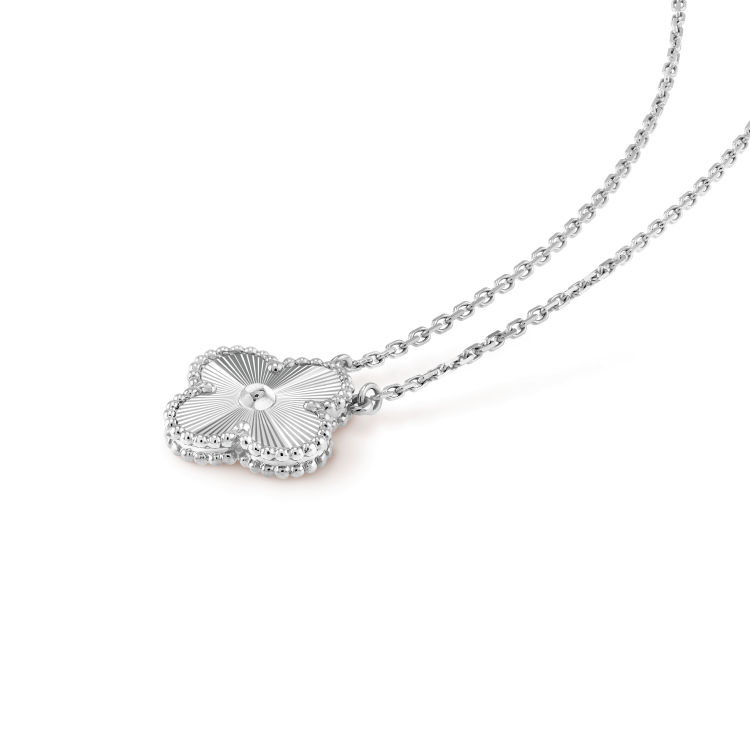 [CA]CLOVER 15MM LASER NECKLACE SILVER