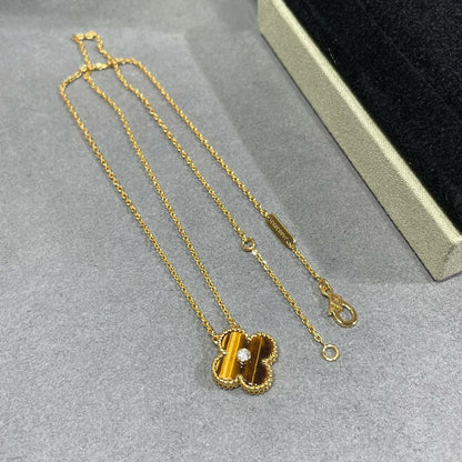 [CA]CLOVER 15MM DIAMOND AND YELLOW TIGER'S EYE AGATE necklace