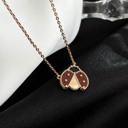 [CA]LUCKY  CARNELIANS LADYBUG NECKLACE