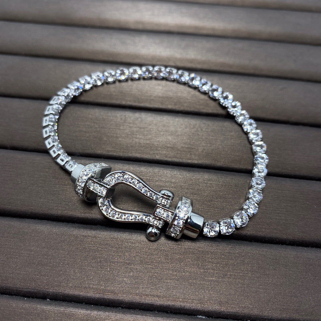 [CA]FORCE  LARGE HORSESHOE FULL DIAMOND TENNIS BRACELET