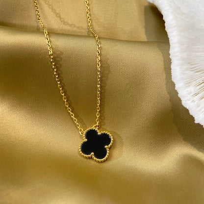 [CA]CLOVER 15MM BLACK ONYX SINGLE FLOWER NECKLACE