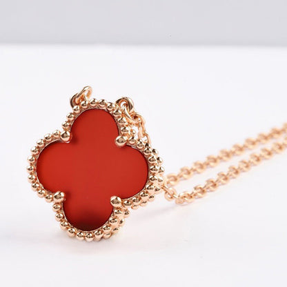 [CA]CLOVER 15MM CARNELIAN SINGLE FLOWER NECKLACE