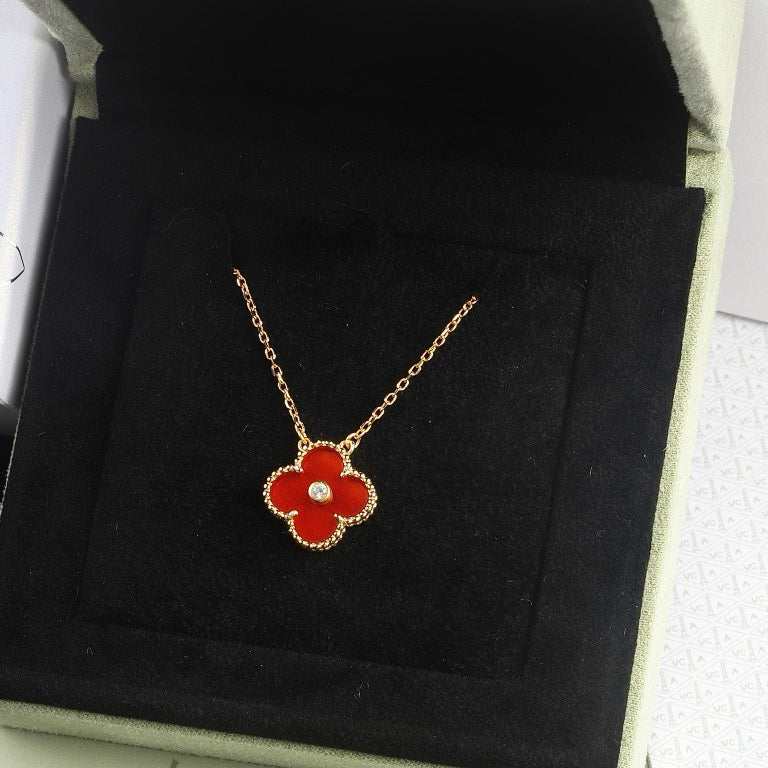 [CA]CLOVER 15MM DIAMOND CARNELIAN NECKLACE