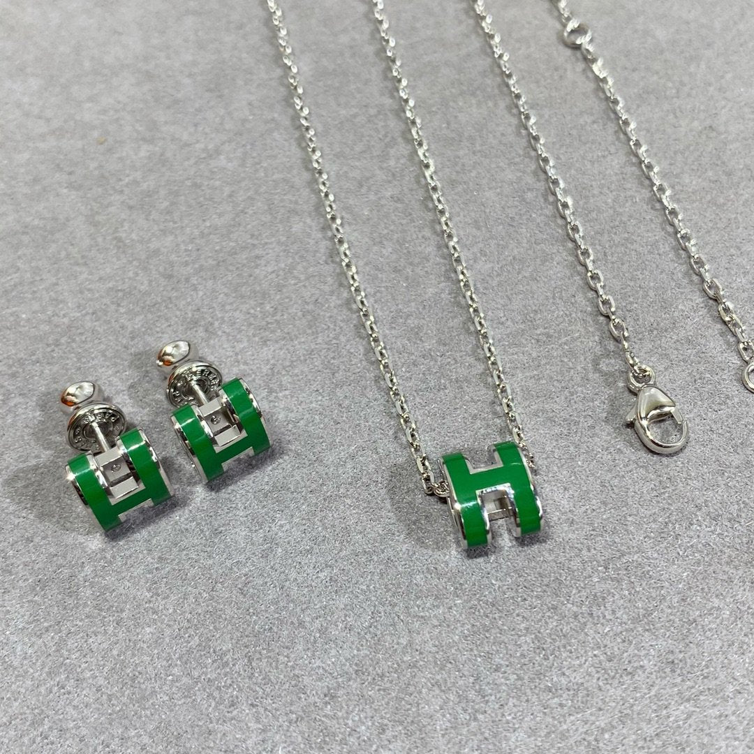 [CA]POP H GREEN NECKLACE SILVER AND GOLD