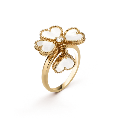 [CA]SWEET CLOVER WHITE MOP RING