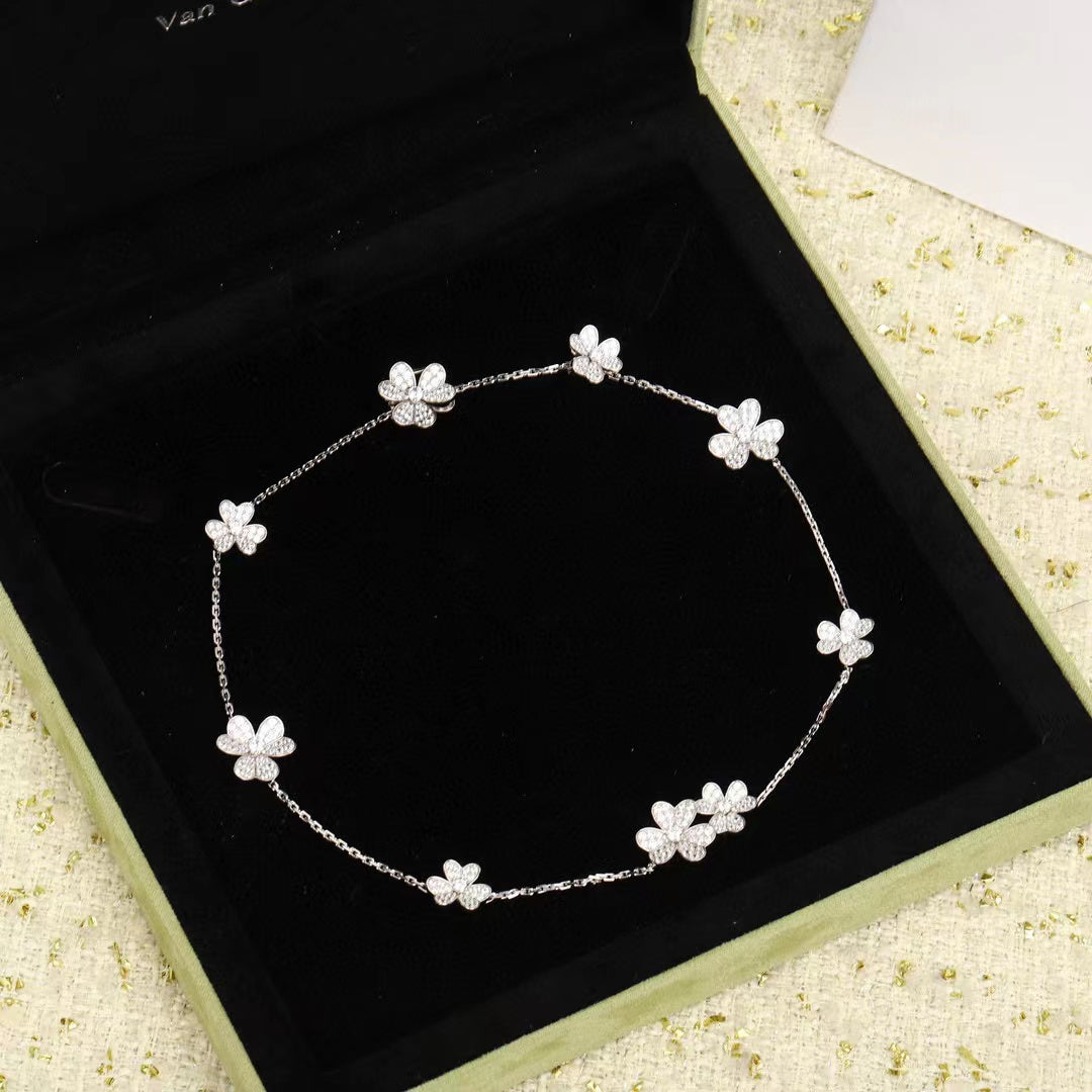 [CA]FRIVOLE SILVER 9 FLOWERS NECKLACE