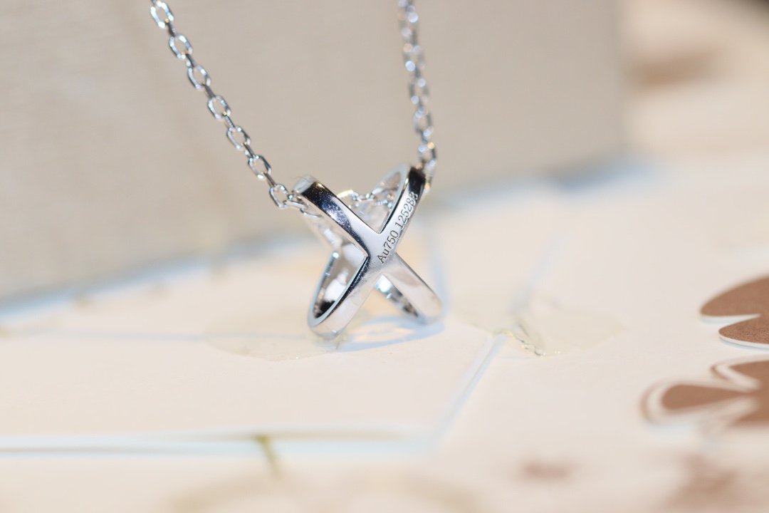 [CA]JEUX DE DIAMOND NECKLACE