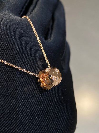 [CA]BEE LOVE DIAMOND NECKLACE