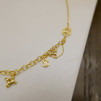 [CA]BLOOMING SUPPLE NECKLACE BRASS