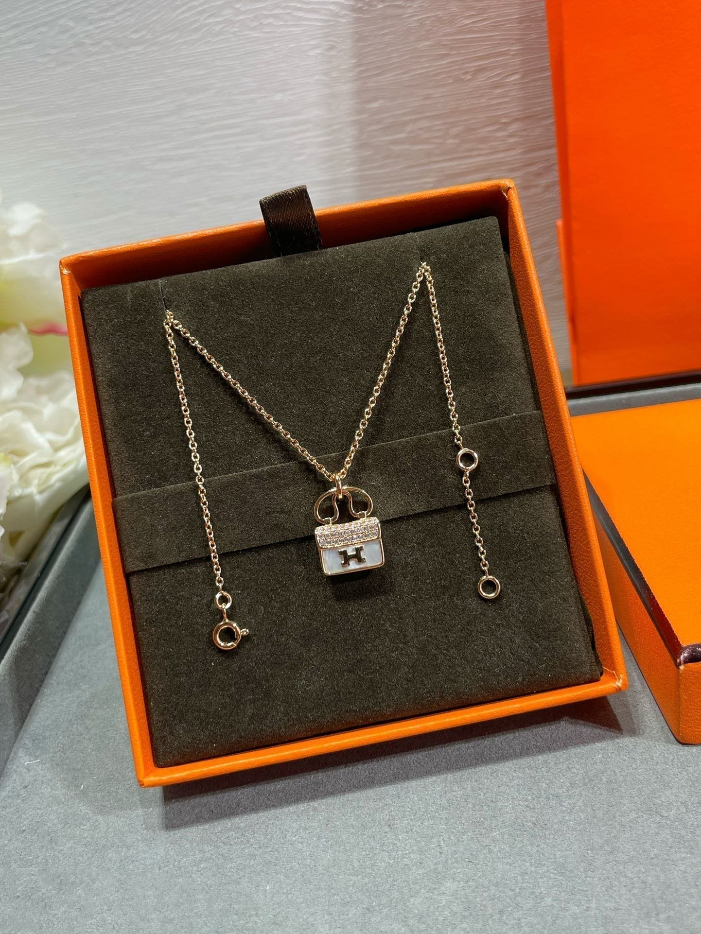 [CA]H CIRCE MOISSANITE PENDANT NECKLACE GOLD