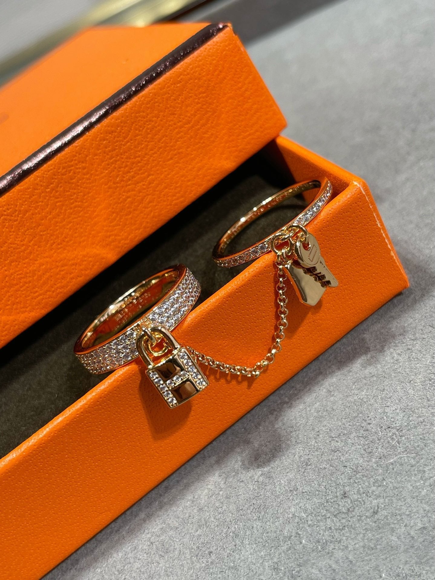 [CA]HM KELLY CLOCHETTE DOUBLE RING IN  WITH DIAMONDS