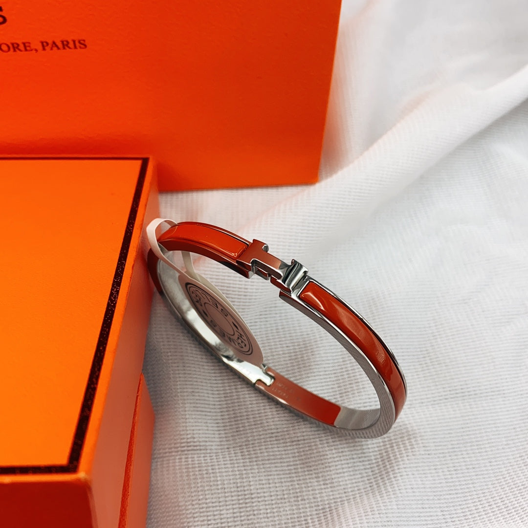 [CA]CLASSIC HM CLIC RED 8MM ENAMEL BRACELET