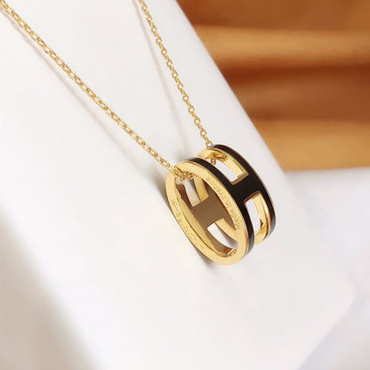 [CA]HM CLIC BLACK ENAMEL GOLD NECKLACE