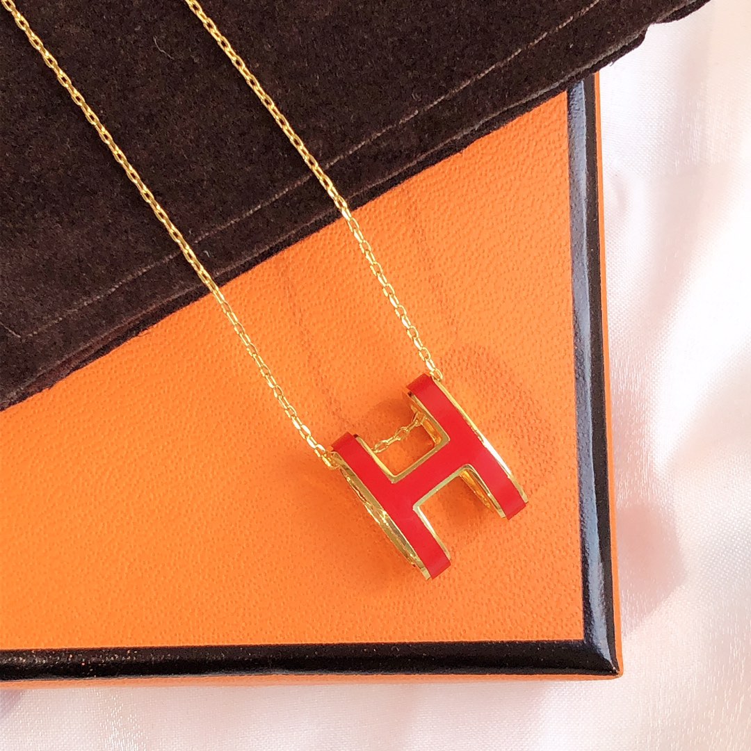 [CA]HM CLIC RED ENAMEL GOLD NECKLACE