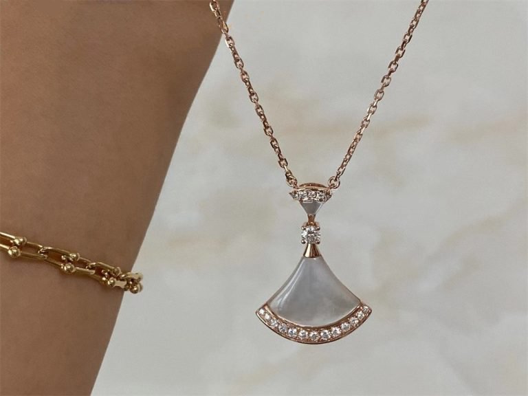 [CA]DREAM NECKLACE MOP PINK GOLD DIAMOND