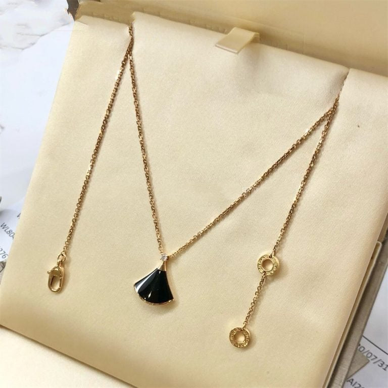 [CA]DREAM NECKLACE ONYX 1 DIAMOND