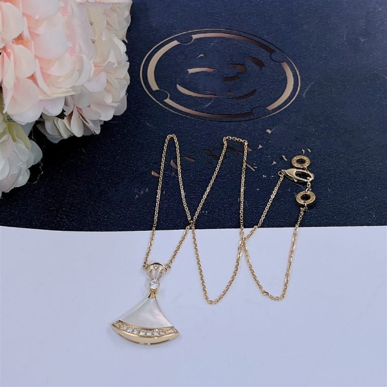 [CA]DREAM NECKLACE MOP GOLD DIAMOND