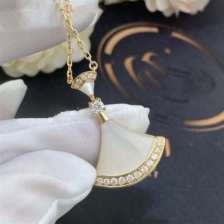 [CA]DREAM NECKLACE MOP GOLD DIAMOND