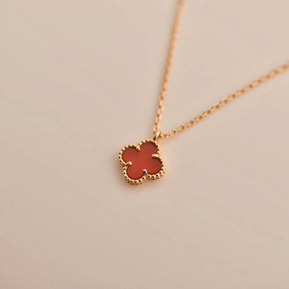 [CA]CLOVER MINI 9.5MM WHITE CARNELIANS NECKLACE