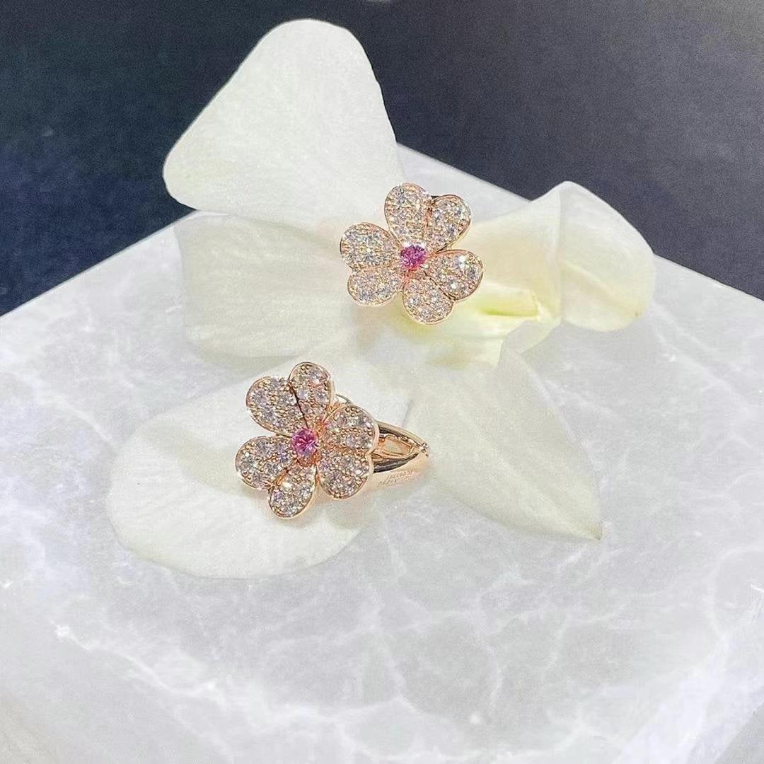 [CA]FRIVOLE PINK GOLD FLOWER DIAMOND EARRINGS