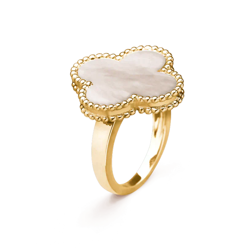 [CA]CLOVER WHITE MOP RING