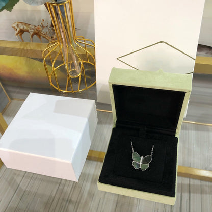 [CA]LARGE BUTTERFLY SILVER PENDANT DIAMOND NECKLACE