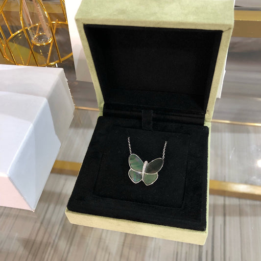 [CA]LARGE BUTTERFLY SILVER PENDANT DIAMOND NECKLACE