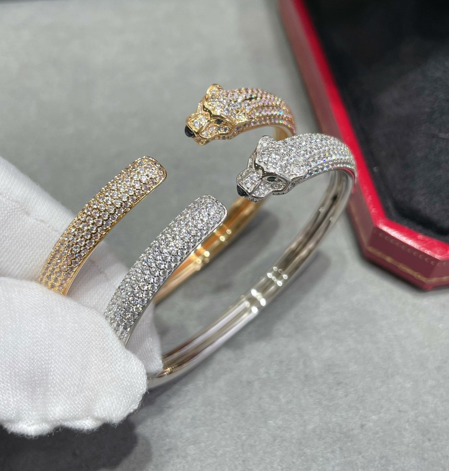 [CA]PANTHERE FULL DIAMOND OPEN BRACELET