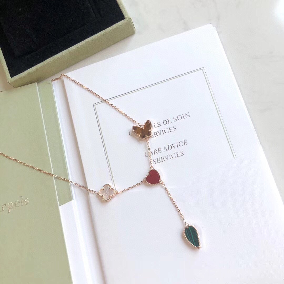 [CA]LUCKY SPRING 4 MOTIFS ROSE GOLD NECKLACE