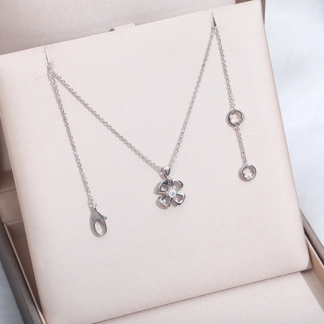 [CA]FIOREVER NECKLACE DIAMOND CENTER